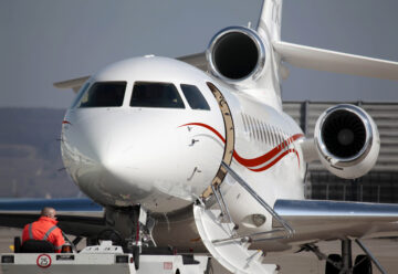 Dassault Falcon 7X business jet.